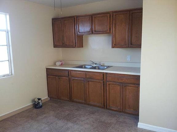 3rd image of 8105 Highland Ave