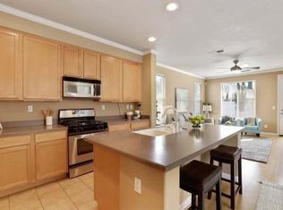 2160 Shady Arbor Dr, Sacramento, CA