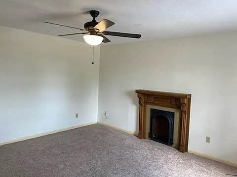 Building Photo - 1150 N Hazel St #4