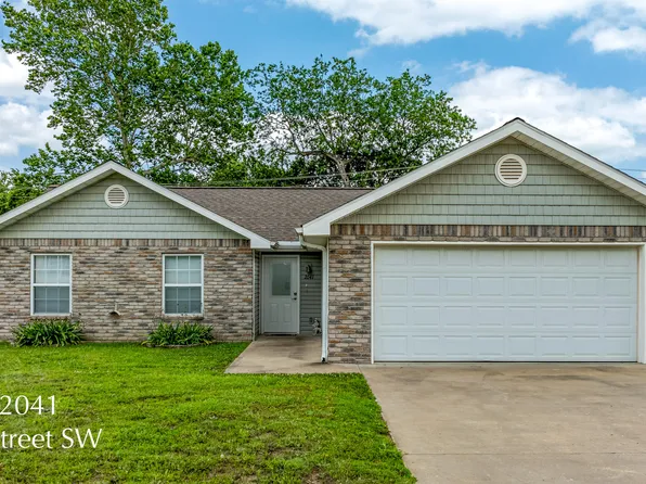 2041 N St SW, Miami, OK 74354