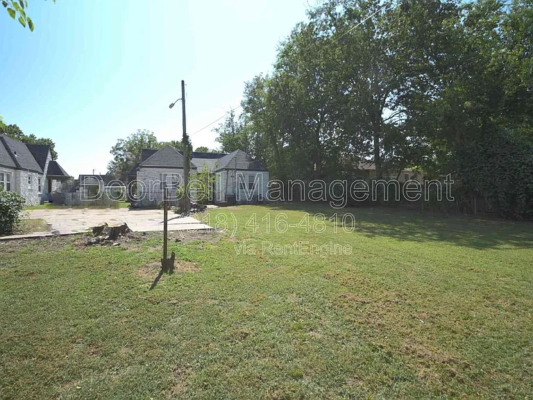 613 E Xyler St — Photo 12