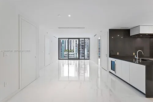 300 Biscayne Boulevard Way #4609 Photo 1