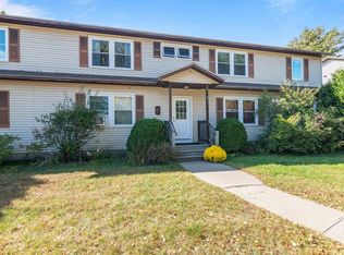 8 Evergreen Dr UNIT 201, Milton, VT 05468
