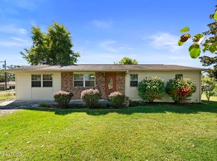 223 Sparta Dr, Crossville, TN 38555