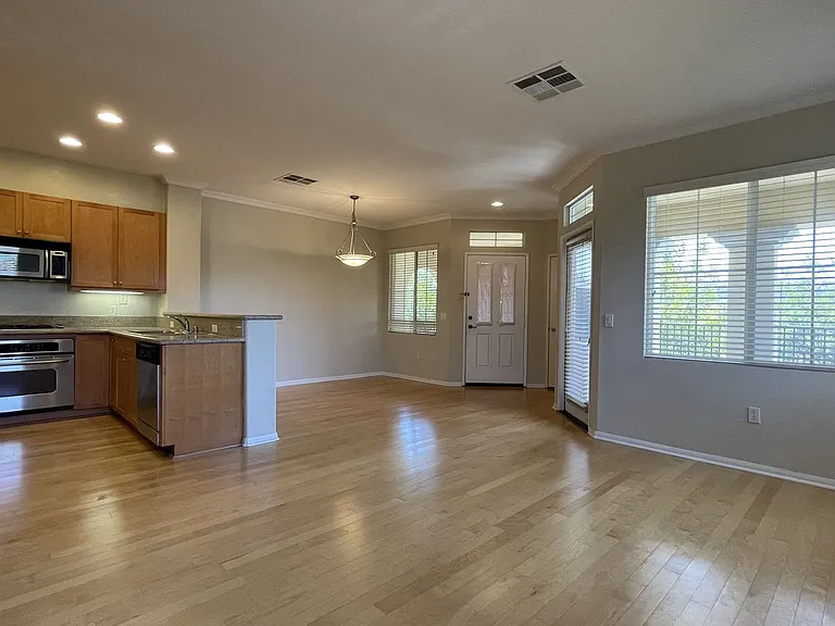 12652 Creekview Dr #127 — Photo 5