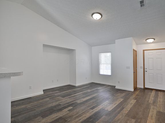 5th image of 2710 Patrick Henry Ave
