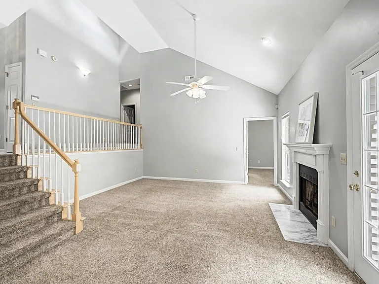 629 Magnolia Ln — Photo 14