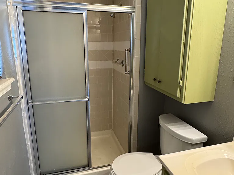 2305 Crystal Dr — Photo 27