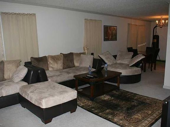 2nd image of 106 S Corwood Ave