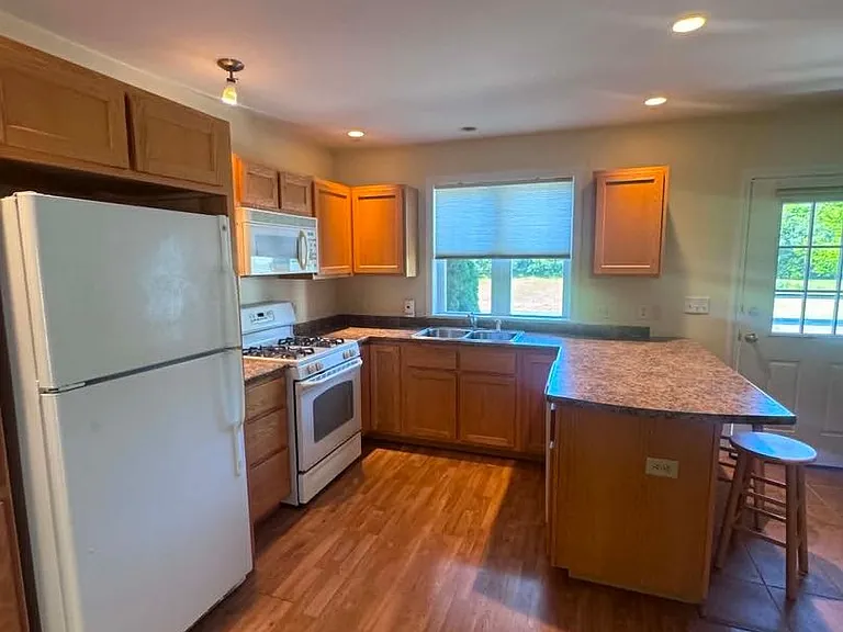 15 Edgefield Ln — Photo 19