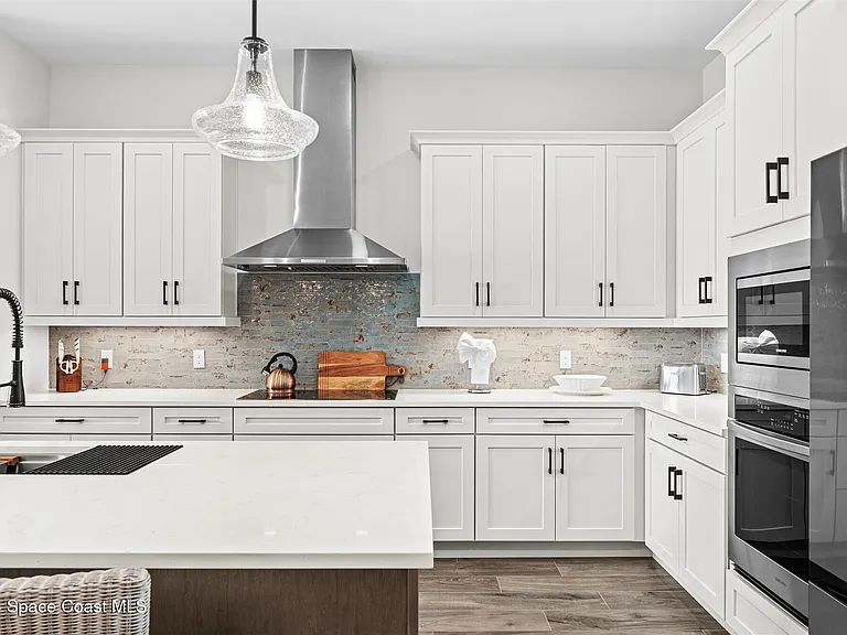 225 Strand Dr #205 — Photo 15