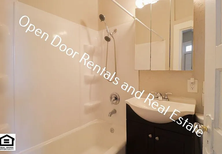 3409 Hanna St #2 — Photo 4