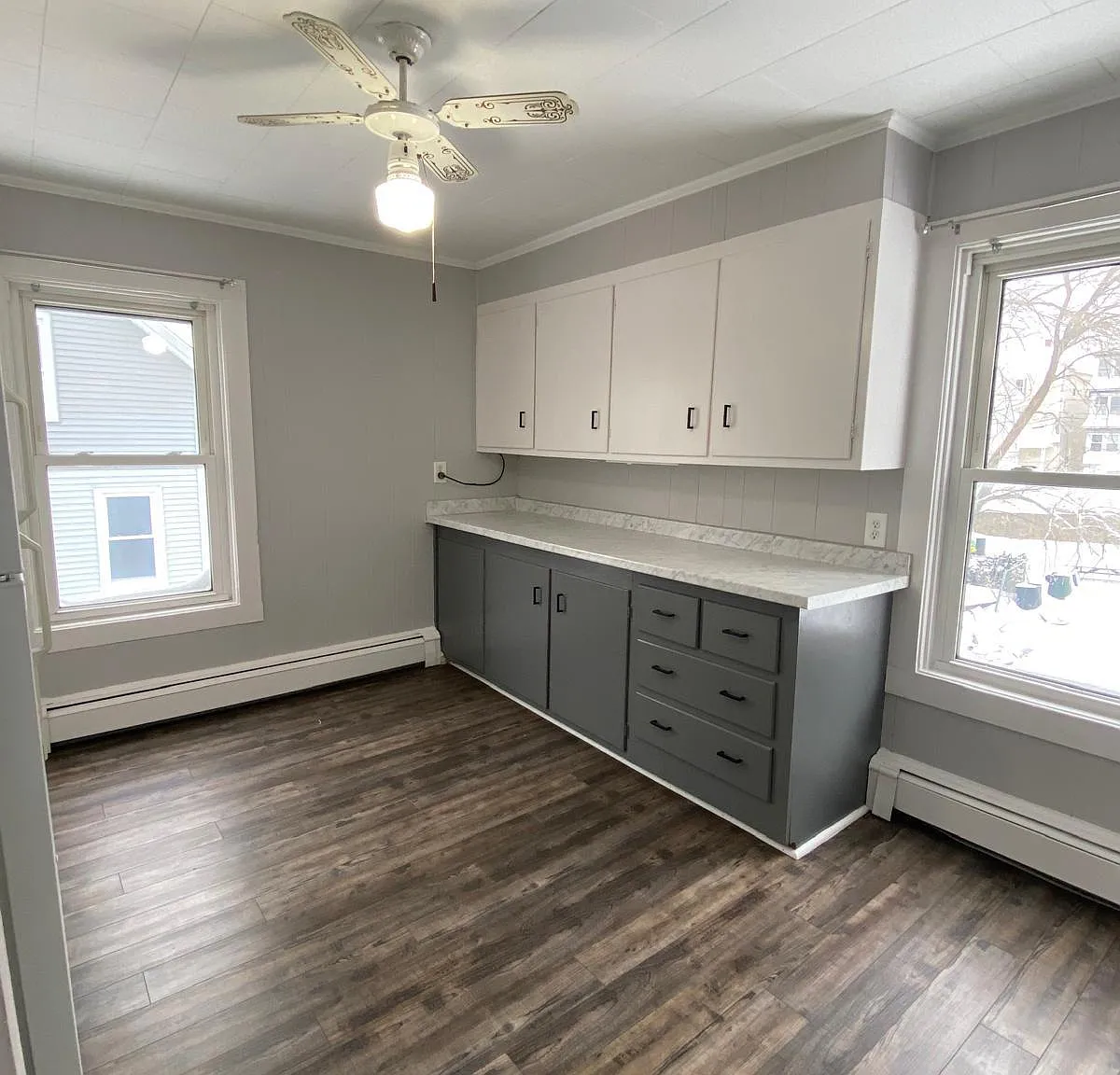 296 Hamlet St — Photo 3