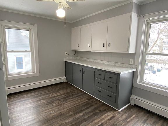 3rd image of 296 Hamlet St APT 2