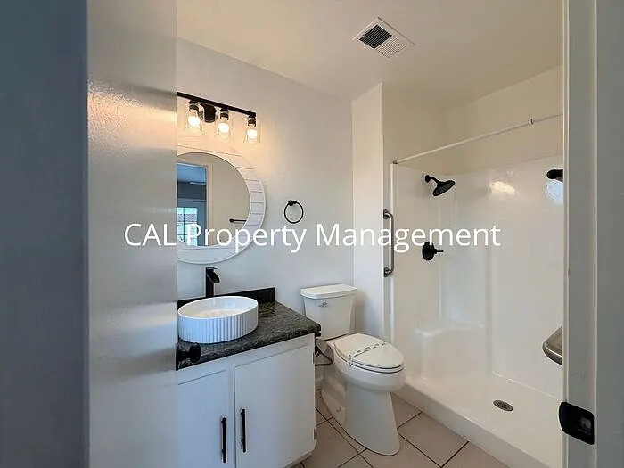 421 Michael Cir — Photo 15
