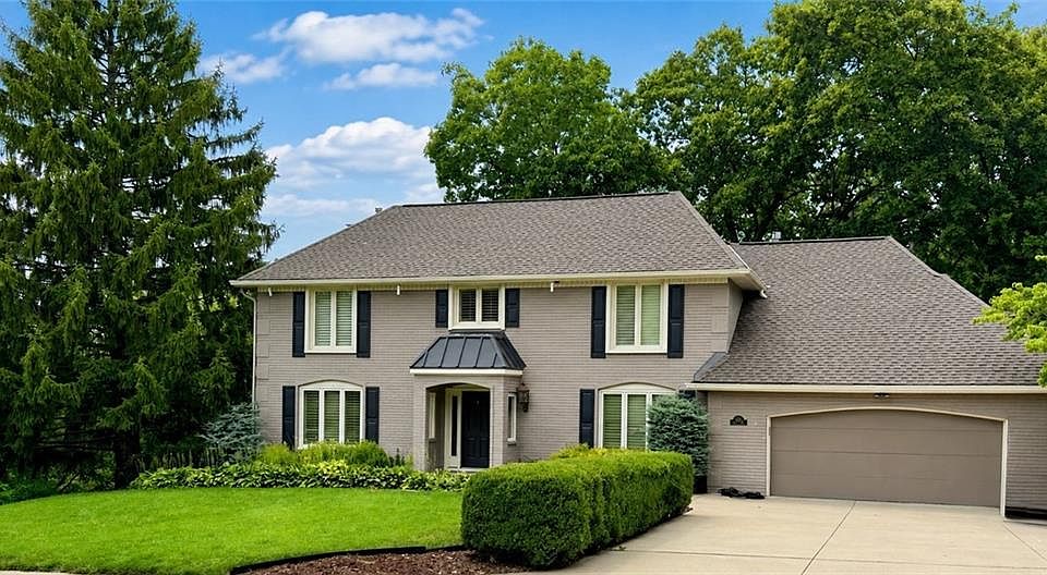 1st image of 1340 Camelot Dr