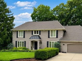 1340 Camelot Dr, Liberty, MO 64068
