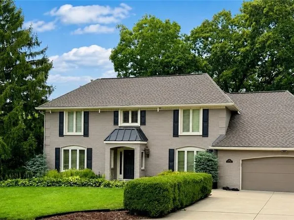 1340 Camelot Dr, Liberty, MO 64068