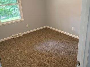 317 Bill Bennett Rd, Johnson City, TN 37604