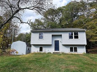 8 Neff Rd, Hampton, CT 06247