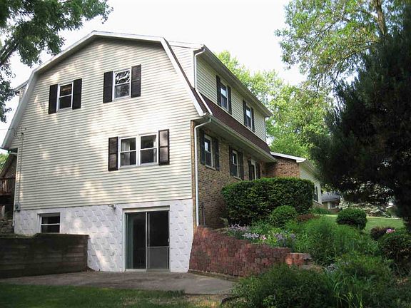 2nd image of 1718 W Teton Dr