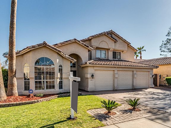 2nd image of 10915 W Laurelwood Ln
