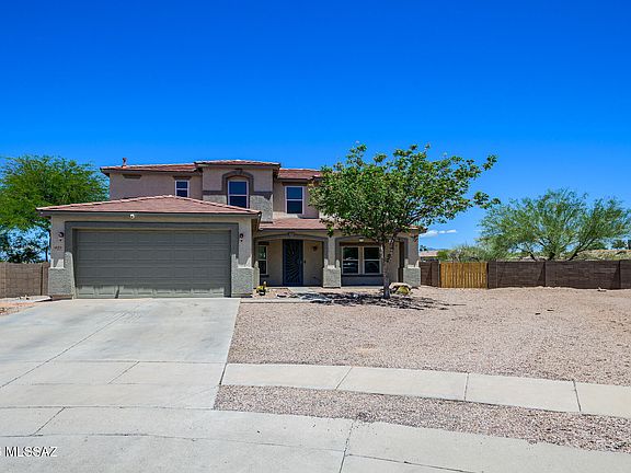2nd image of 671 E Sterling Canyon Dr