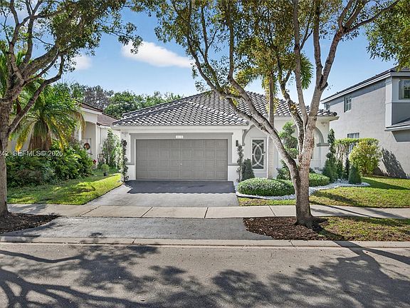 2nd image of 4115 Sabal Ridge Cir