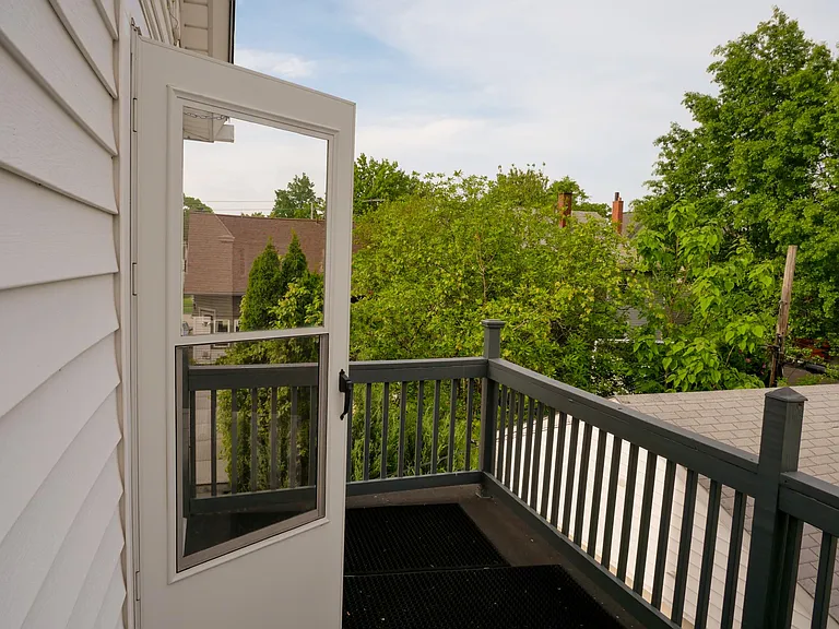1193 Hall Ave — Photo 21