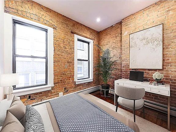 4th image of 126 W 25th St APT 4R