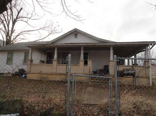 502 E Main St, Marshall, AR 72650