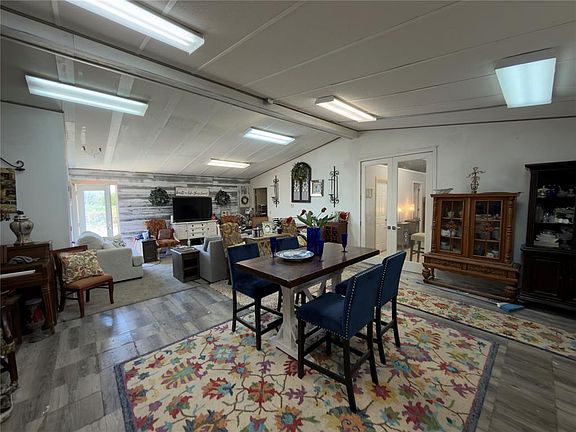 5th image of 100 Park View Ct