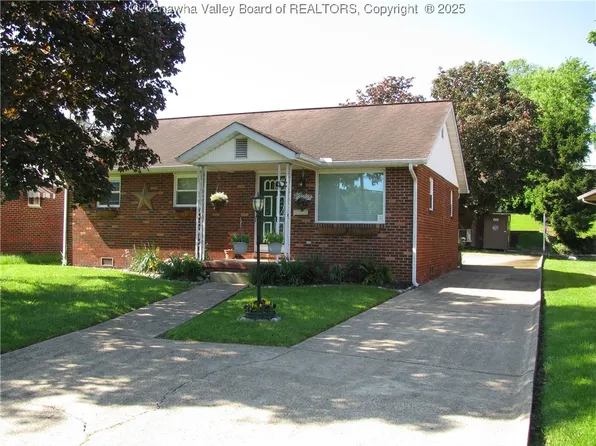 1925 Washington Ave, Saint Albans, WV 25177