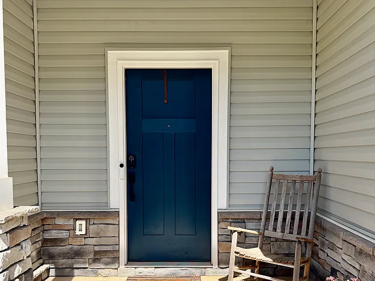12029 Basking Dr — Photo 3