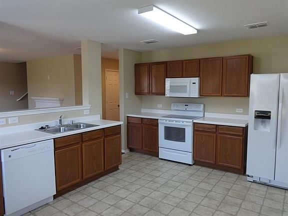 5th image of 1316 Waterford Dr