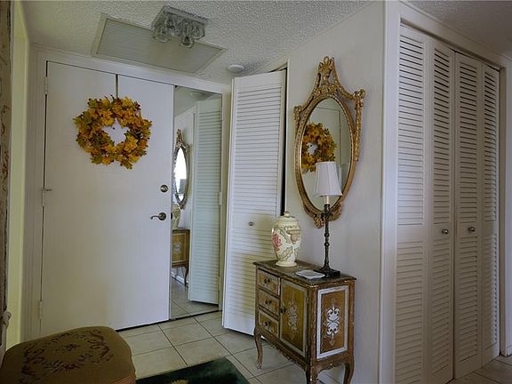 4th image of 707 S Gulfstream Ave Unit 605