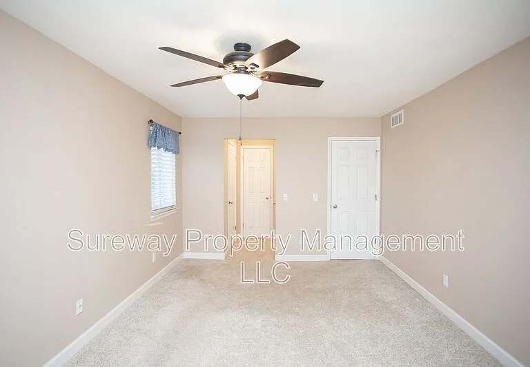 7 Curry Ct — Photo 34