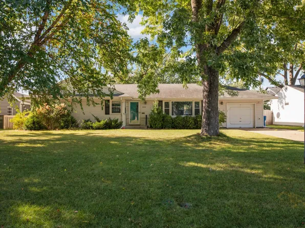 6916 Southdale Rd, Edina, MN 55435