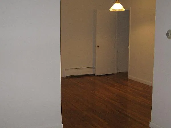 48 Evergreen St #32 — Photo 8