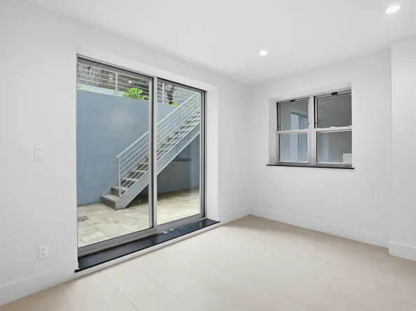 107 Waverly Avenue image 15 of 23