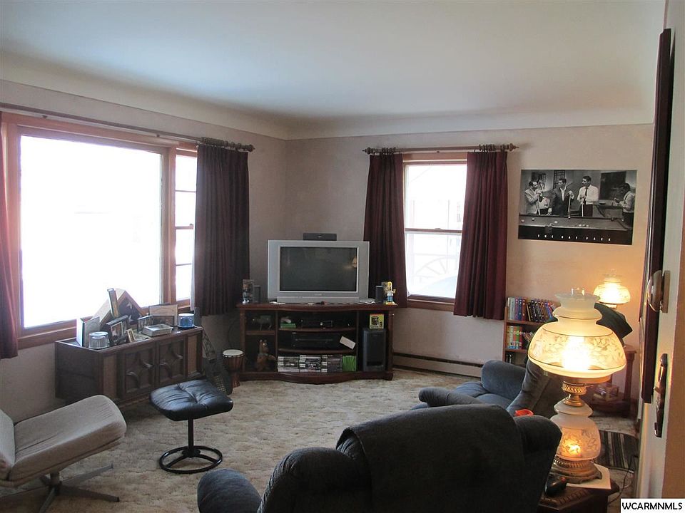 1st image of 358 2nd St N