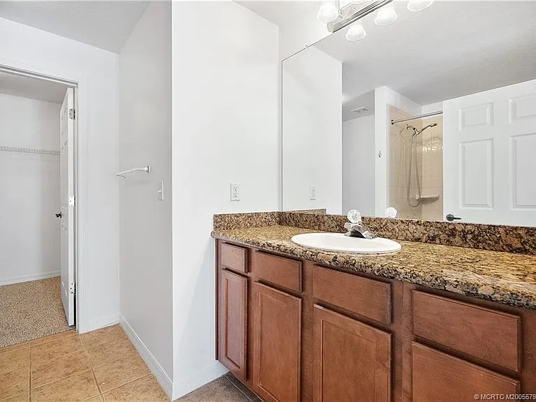 1575 SE Pomeroy St #8-5 — Photo 15