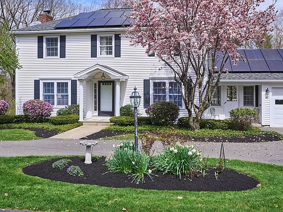 2nd image of 80 Crestwood Dr