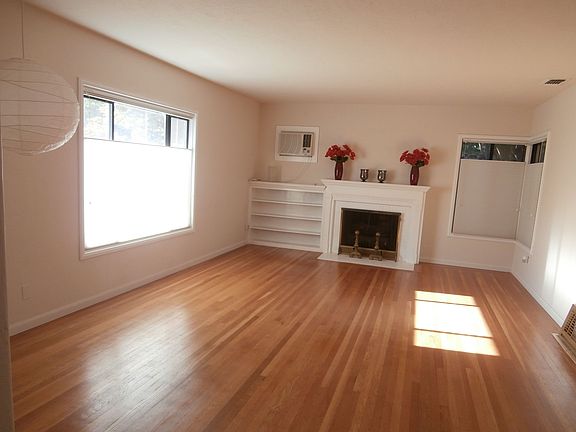 3rd image of 3161 16th St