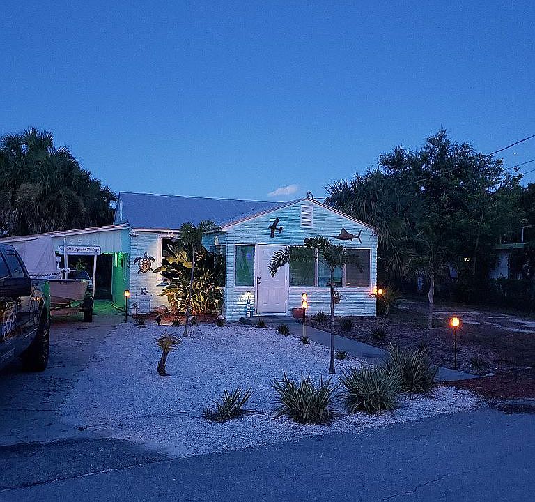 1st image of 2531 NE Pine Ave