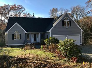 37 Leather Leaf Ln, Mashpee, MA 02649