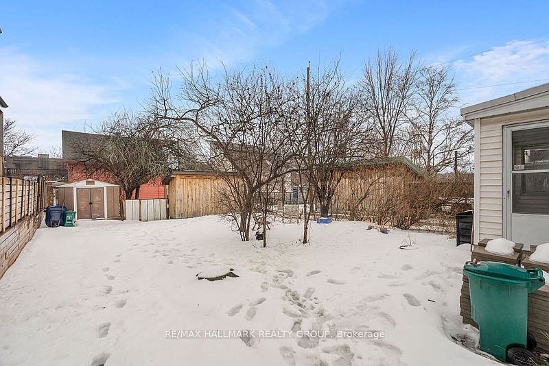 Ottawa House for rent - 3 Bedrooms — photo 33