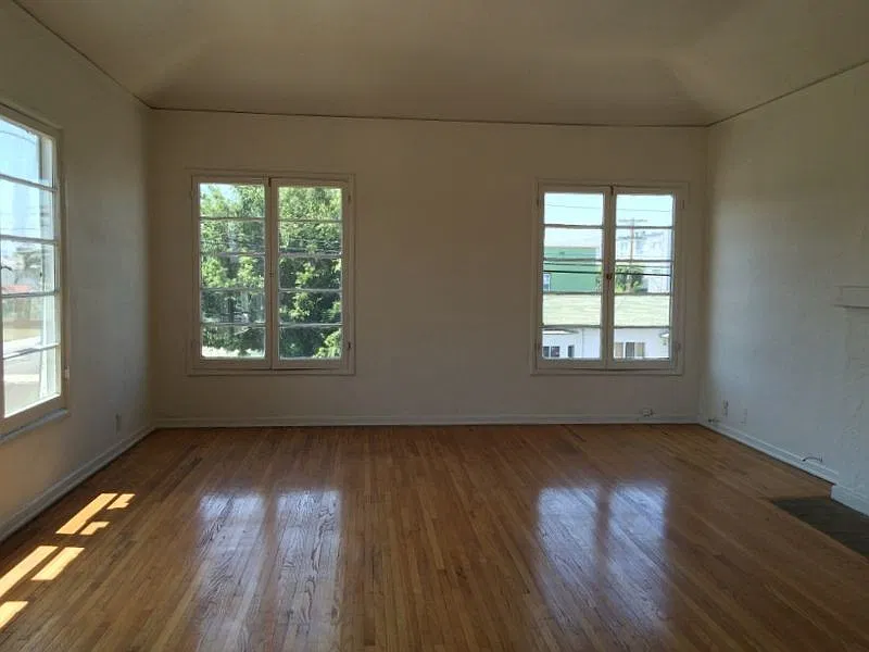 2 bed, 1.0 bath, $2,895 — Photo 2
