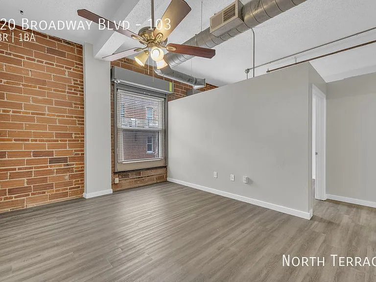 920 Broadway Blvd #103 — Photo 10