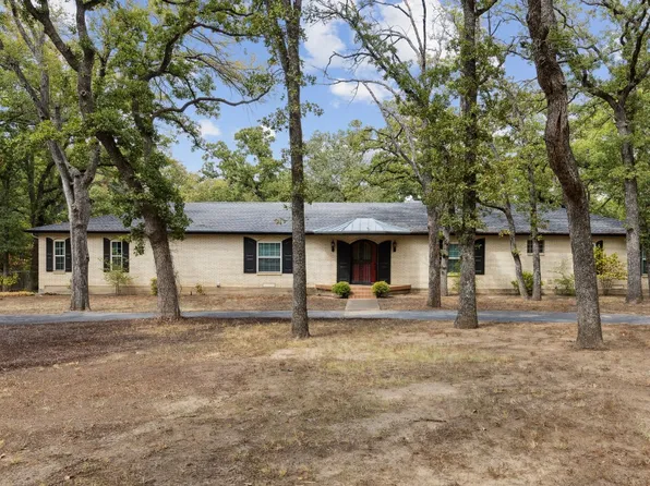 102 Oak Ln, Euless, TX 76039